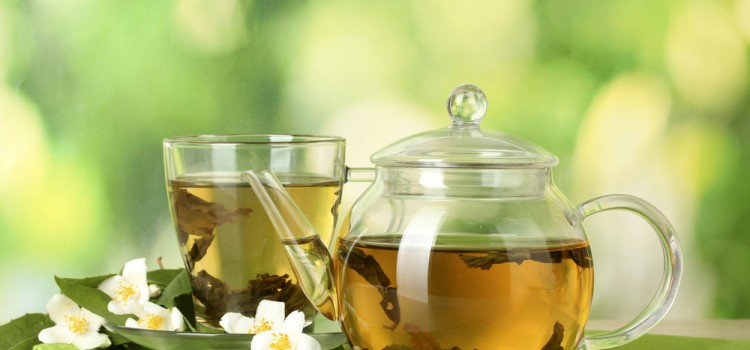 Sippin’ it Green – 8 Health Benefits of Green Tea